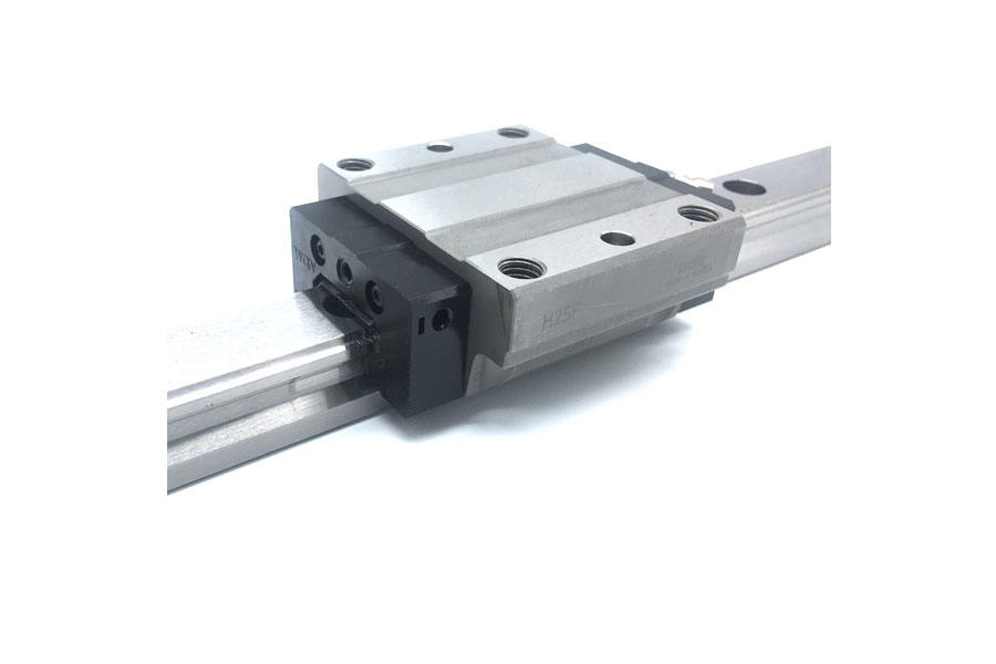 怎么選擇生產(chǎn)直線導(dǎo)軌的材料？